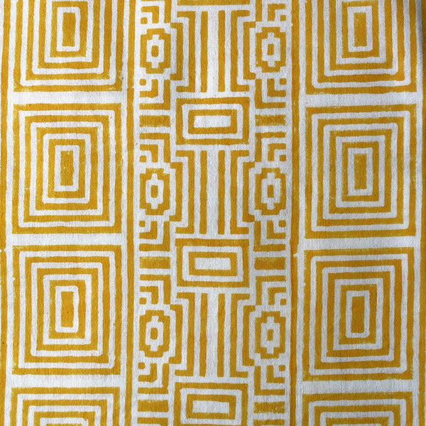 Maze Round Tablecloth