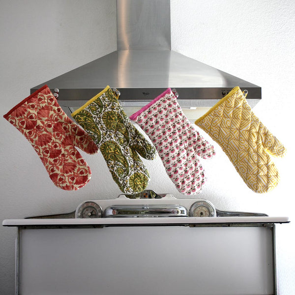 Paisley Oven Mitt