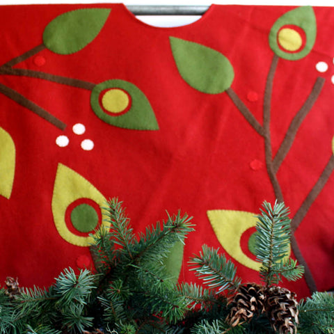 Peacock tree skirt